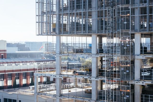 Estructuras y construcciones metálicas